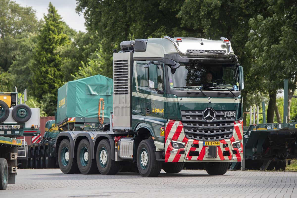 Twee nieuwe Arocs krachtpatsers voor Bolk