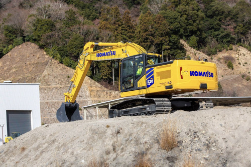 PC220LCi-12