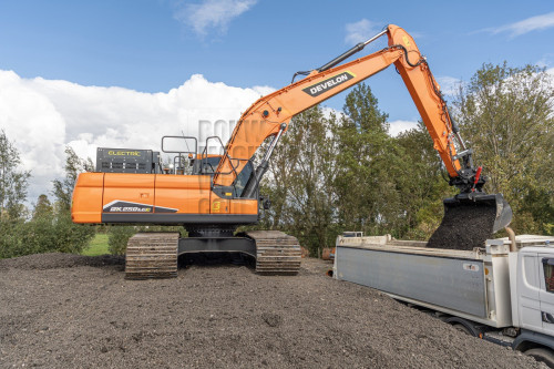 DX250LCE-7