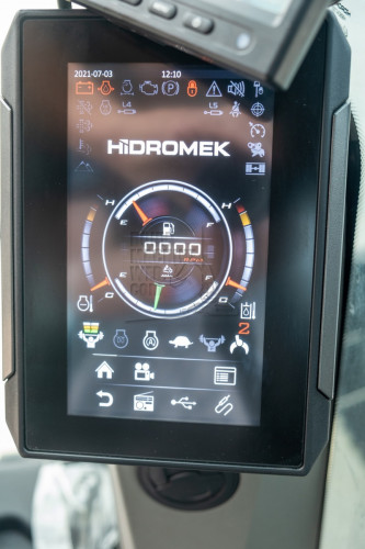 Hidromek HMK500LCHD display