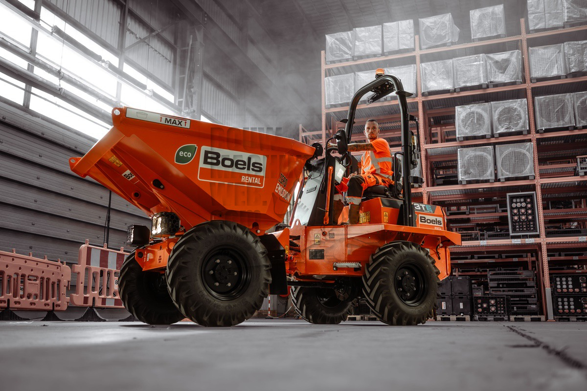 Eerste 3‑tons elektrische dumper in de verhuur in Nederland