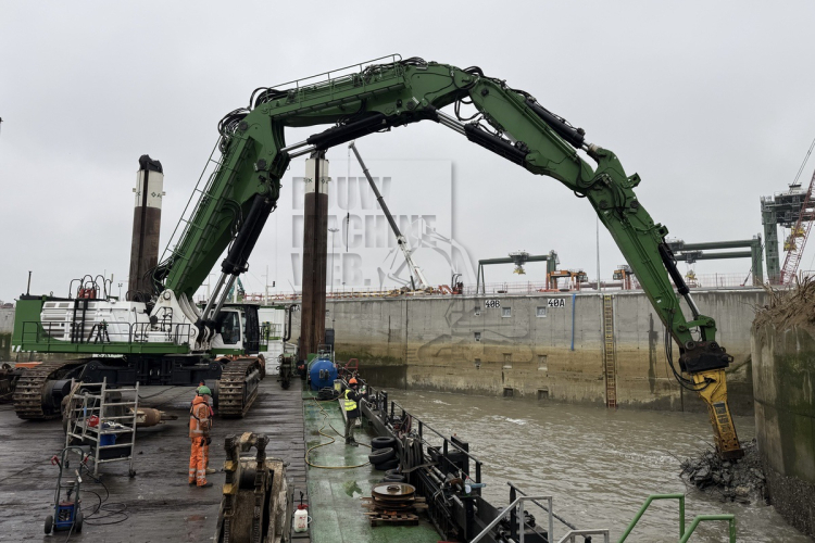 Onderwater slopen met Epiroc HB 7000 sloophamer