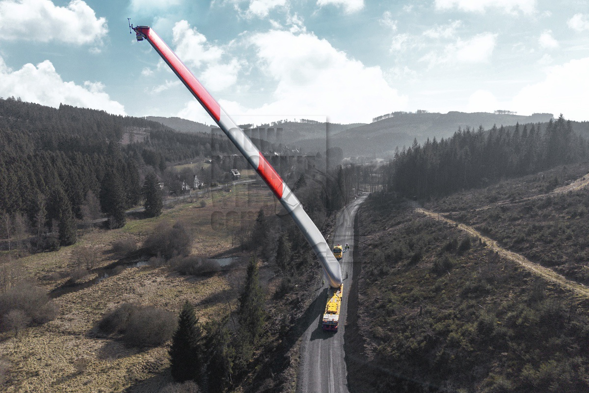 86 meter bladen slingerende bochten, smalle dorpswegen en wisselende hoogtes