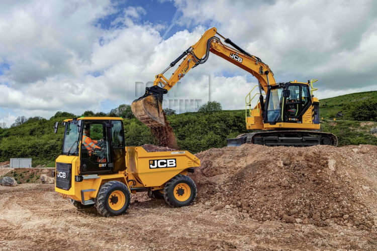 JCB past Dual Drive toe op knikdumpers