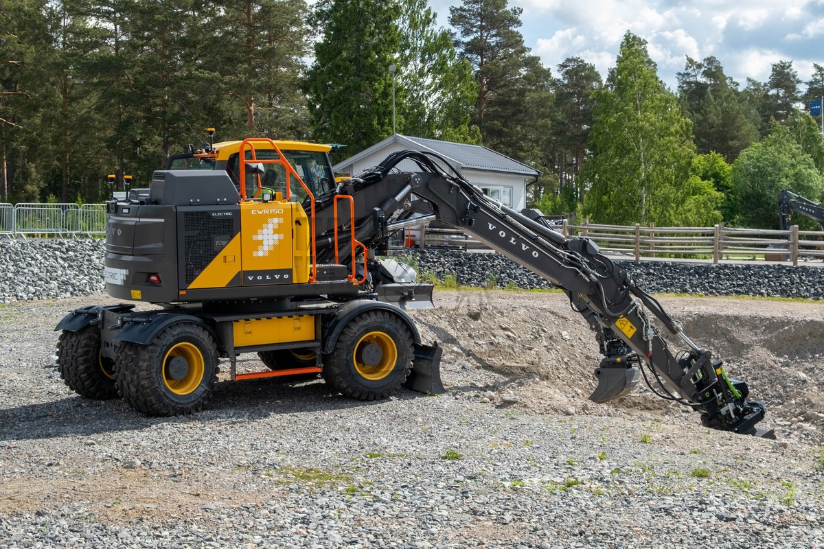 Volvo CE introduceert de EWR150 Electric