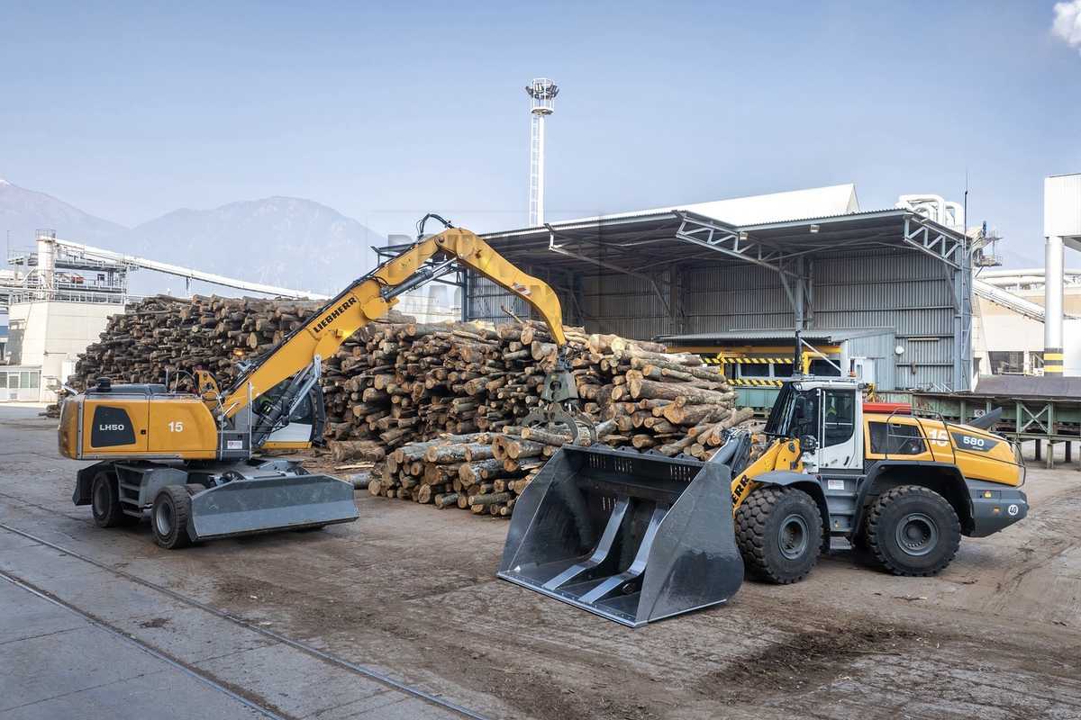 Houtverwerking: Liebherr machines 24 uur per dag aan het werk
