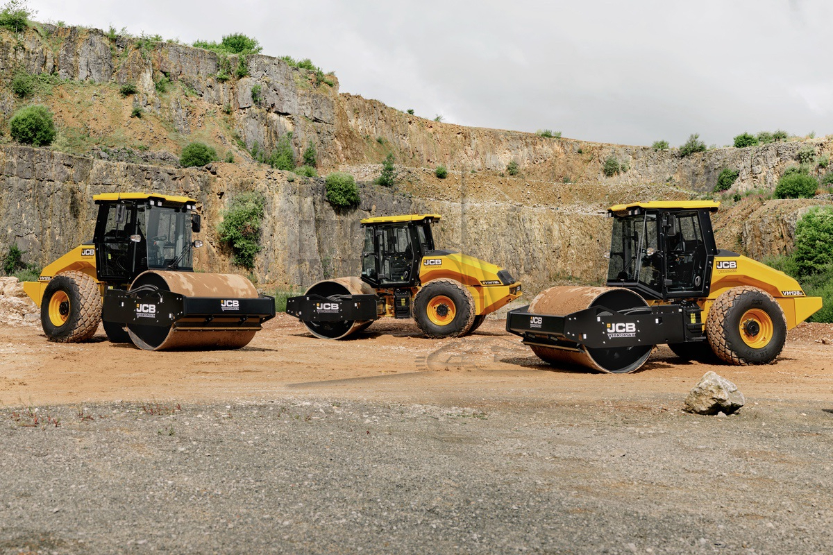 JCB breidt walsenprogramma uit