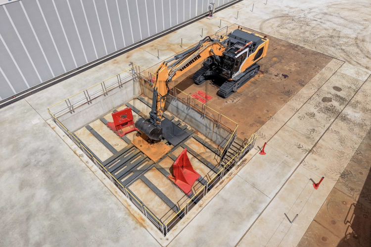 Liebherr bouwt eigen testbank voor rupsgraafmachines