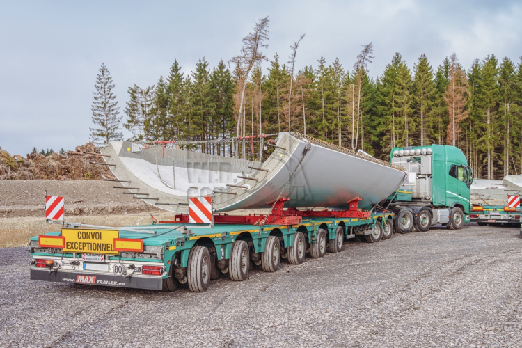 Grootste MAXTrailers ingezet voor windmolenpark