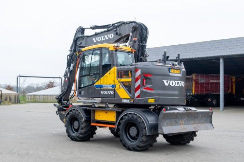 38 Inmiddels heeft Volvo de populaire EWR150E vervangen door de EWR150F